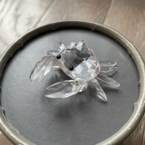 Swarovski crystal mini crab figurine